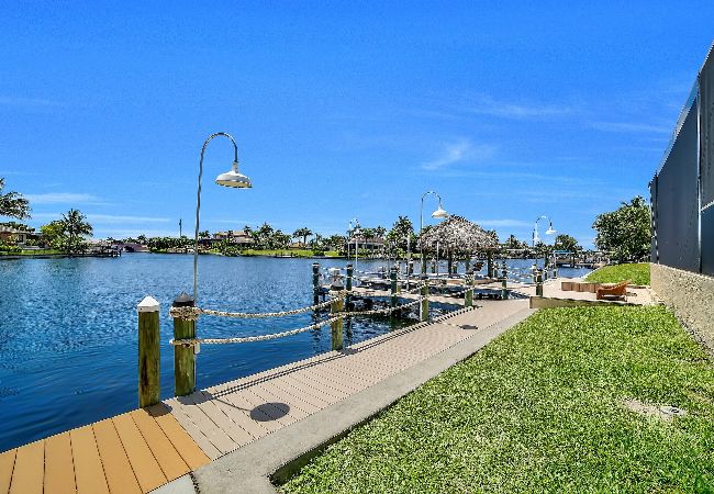 House in Cape Coral - Villa Batavia House in Cape Coral - Villa Batavia