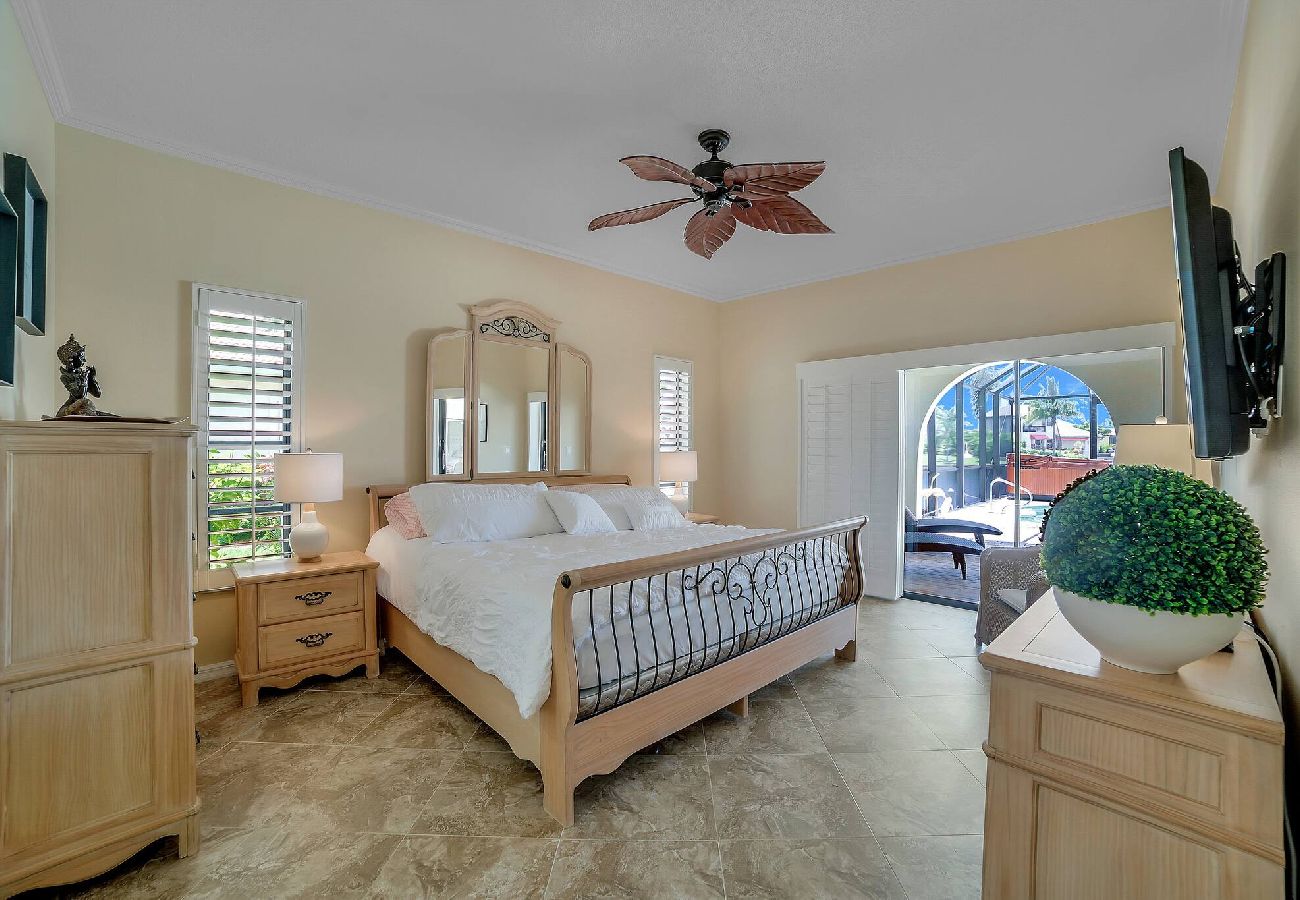 House in Cape Coral - Villa Batavia House in Cape Coral - Villa Batavia