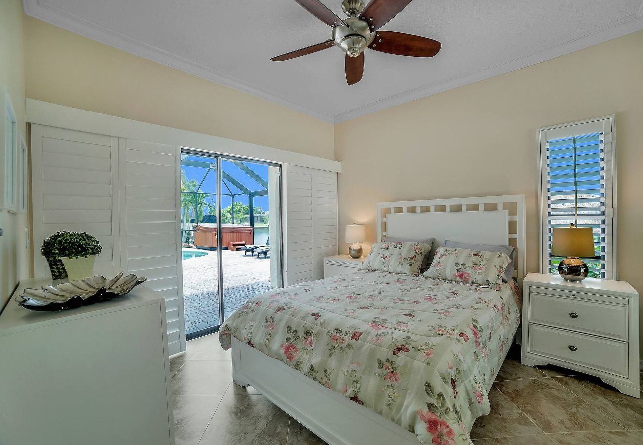 House in Cape Coral - Villa Batavia House in Cape Coral - Villa Batavia