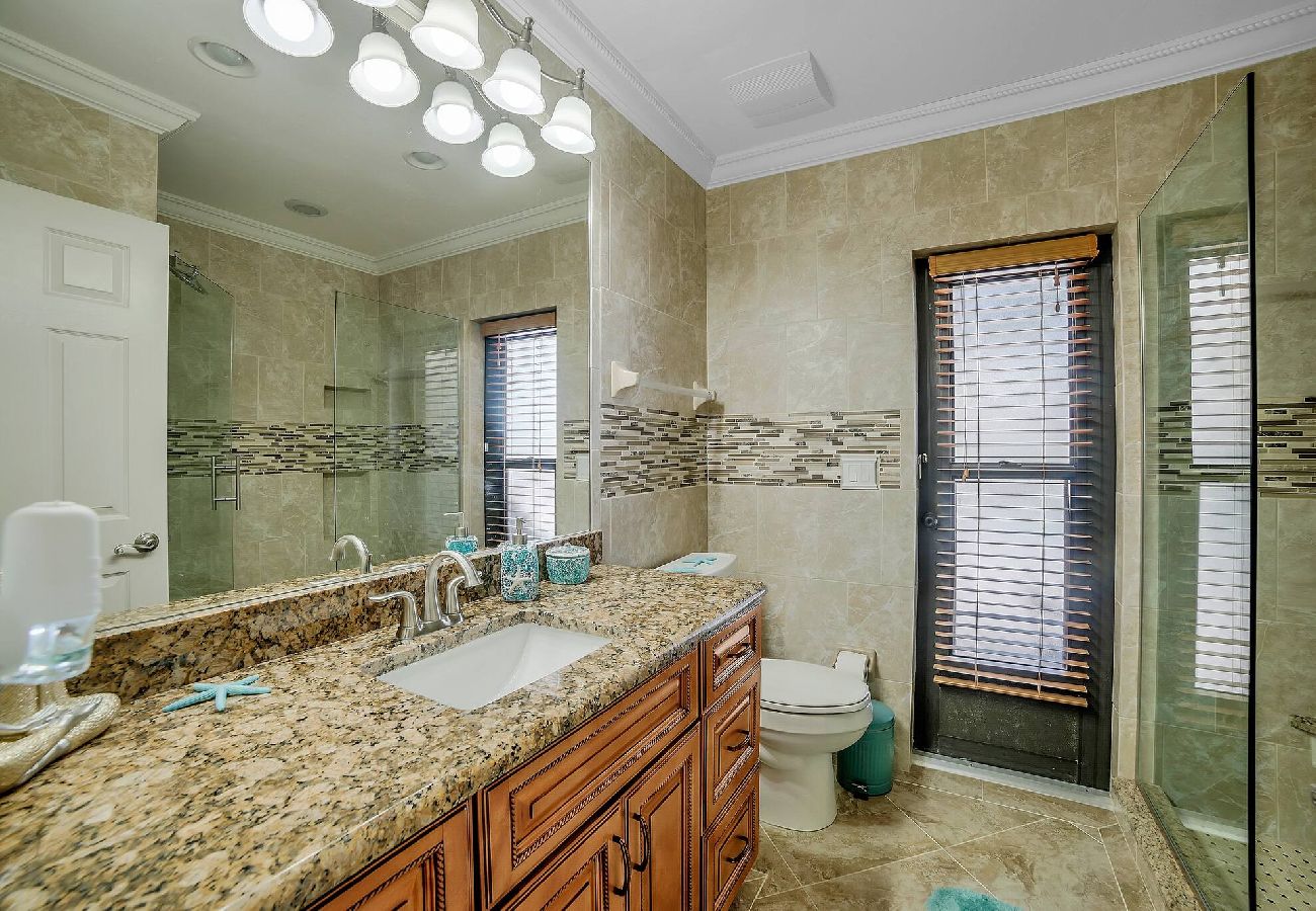 House in Cape Coral - Villa Batavia House in Cape Coral - Villa Batavia