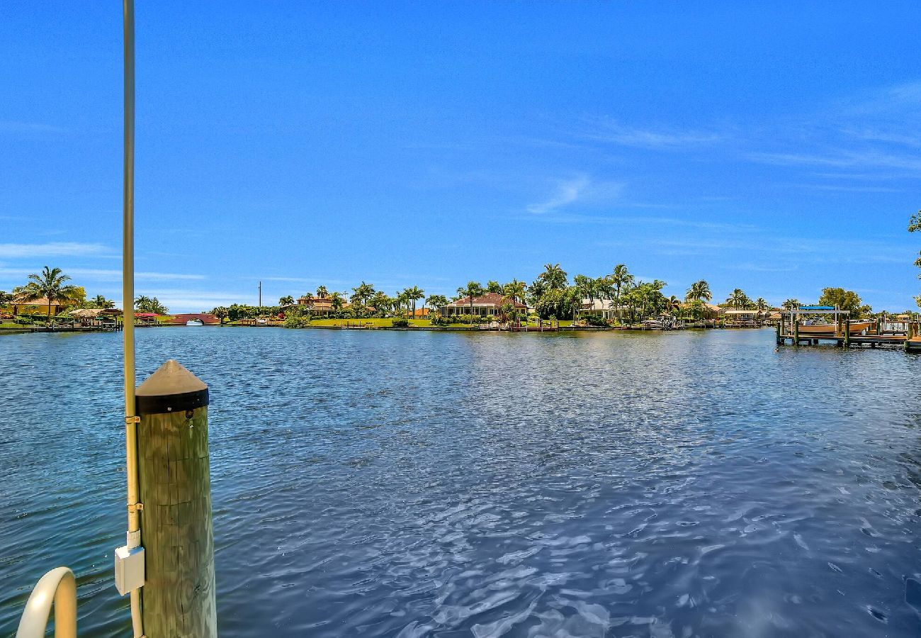 House in Cape Coral - Villa Batavia House in Cape Coral - Villa Batavia
