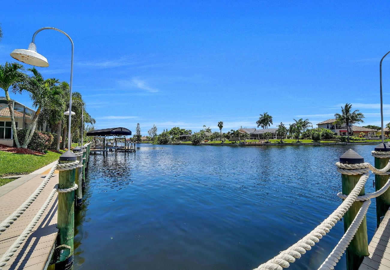 House in Cape Coral - Villa Batavia House in Cape Coral - Villa Batavia