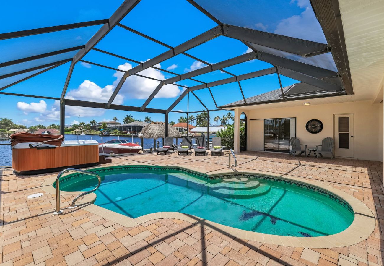 House in Cape Coral - Villa Batavia