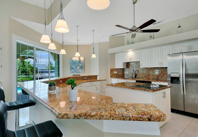 House in Cape Coral - Villa Blue Dolphins House in Cape Coral - Villa Blue Dolphins