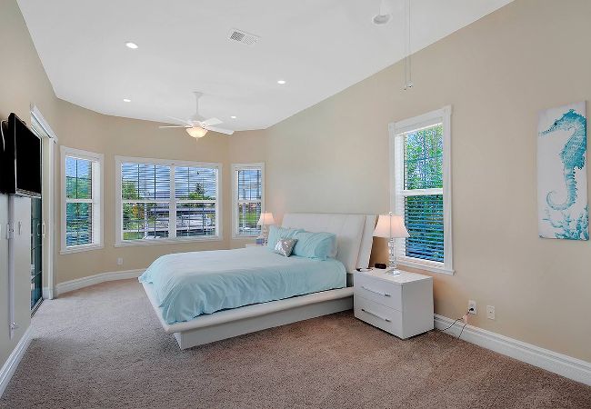 House in Cape Coral - Villa Blue Dolphins House in Cape Coral - Villa Blue Dolphins