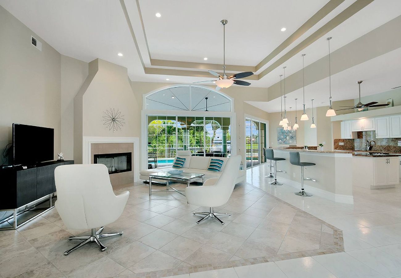 House in Cape Coral - Villa Blue Dolphins House in Cape Coral - Villa Blue Dolphins