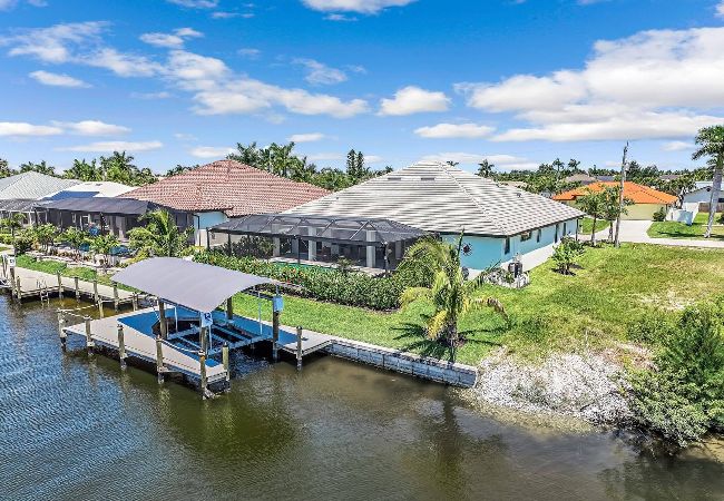 House in Cape Coral - Aqua Villa House in Cape Coral - Aqua Villa
