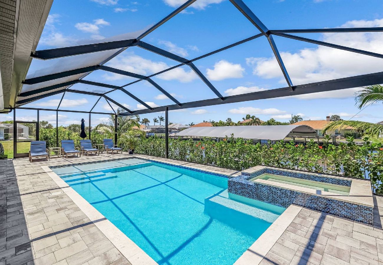 House in Cape Coral - Aqua Villa House in Cape Coral - Aqua Villa