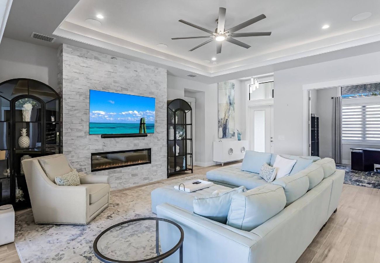 House in Cape Coral - Aqua Villa House in Cape Coral - Aqua Villa