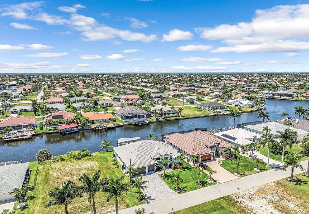 House in Cape Coral - Aqua Villa House in Cape Coral - Aqua Villa