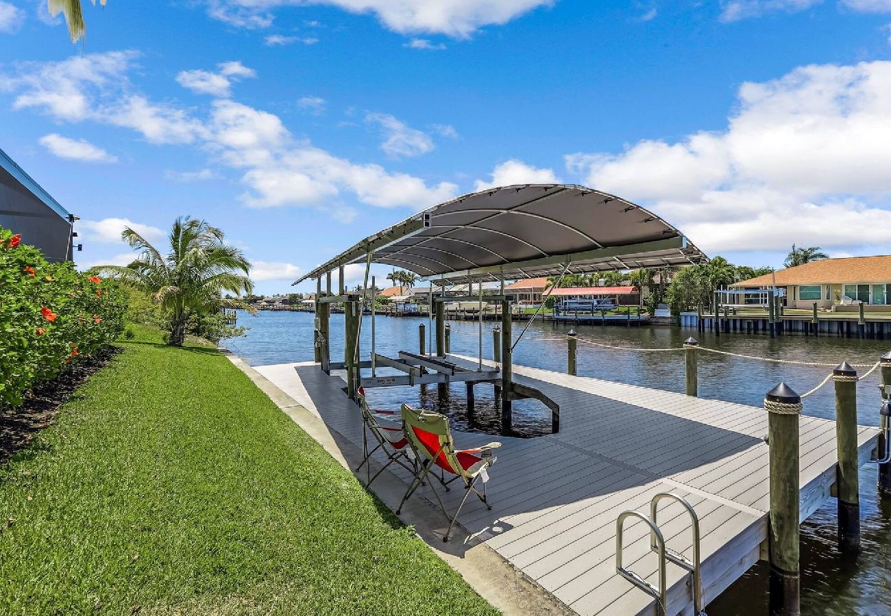 House in Cape Coral - Aqua Villa House in Cape Coral - Aqua Villa
