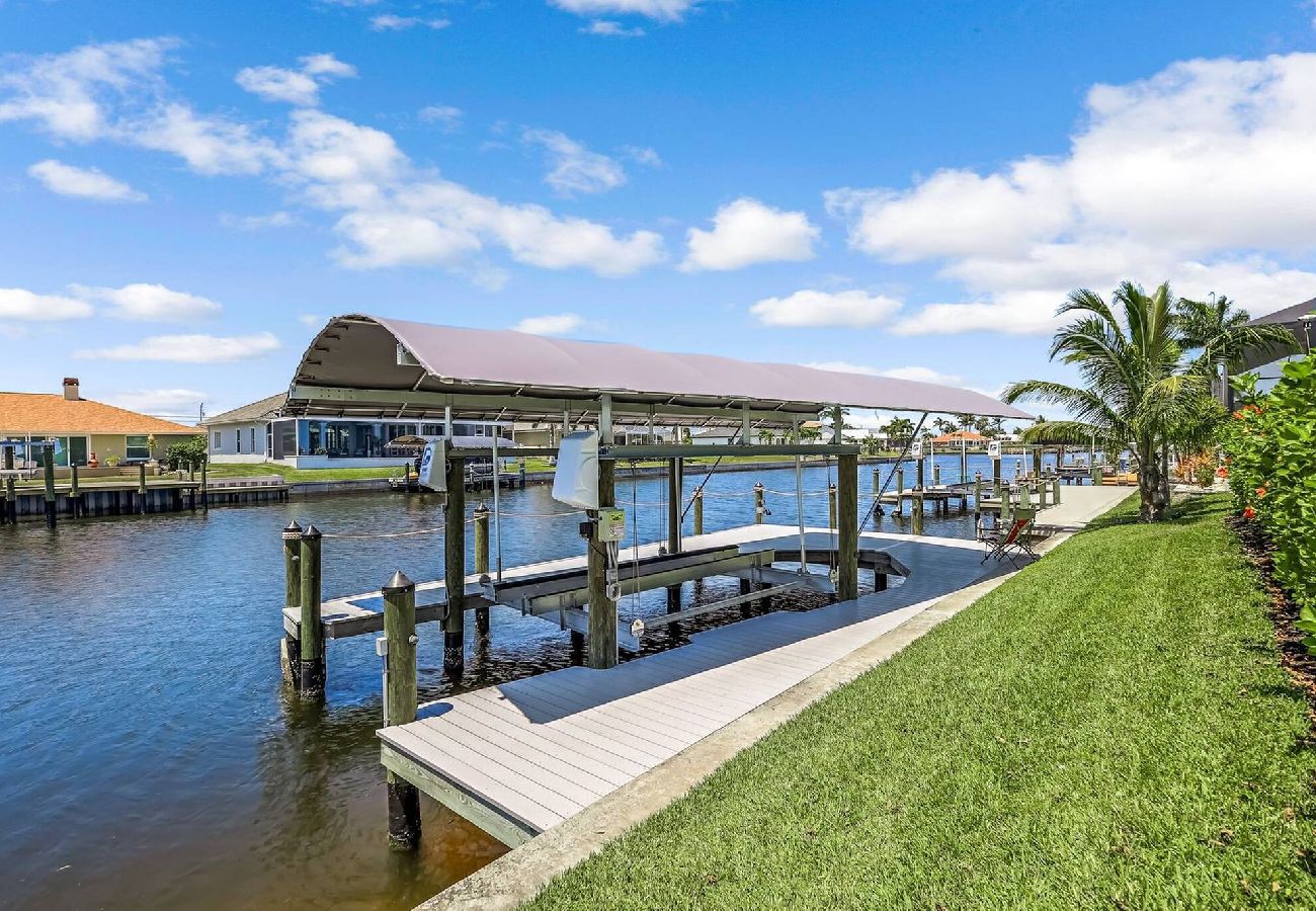 House in Cape Coral - Aqua Villa House in Cape Coral - Aqua Villa