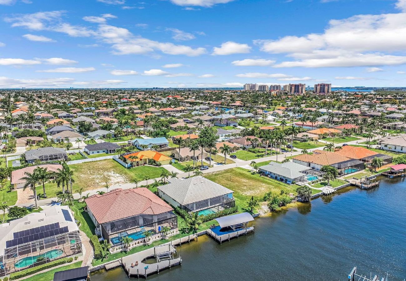 House in Cape Coral - Aqua Villa House in Cape Coral - Aqua Villa