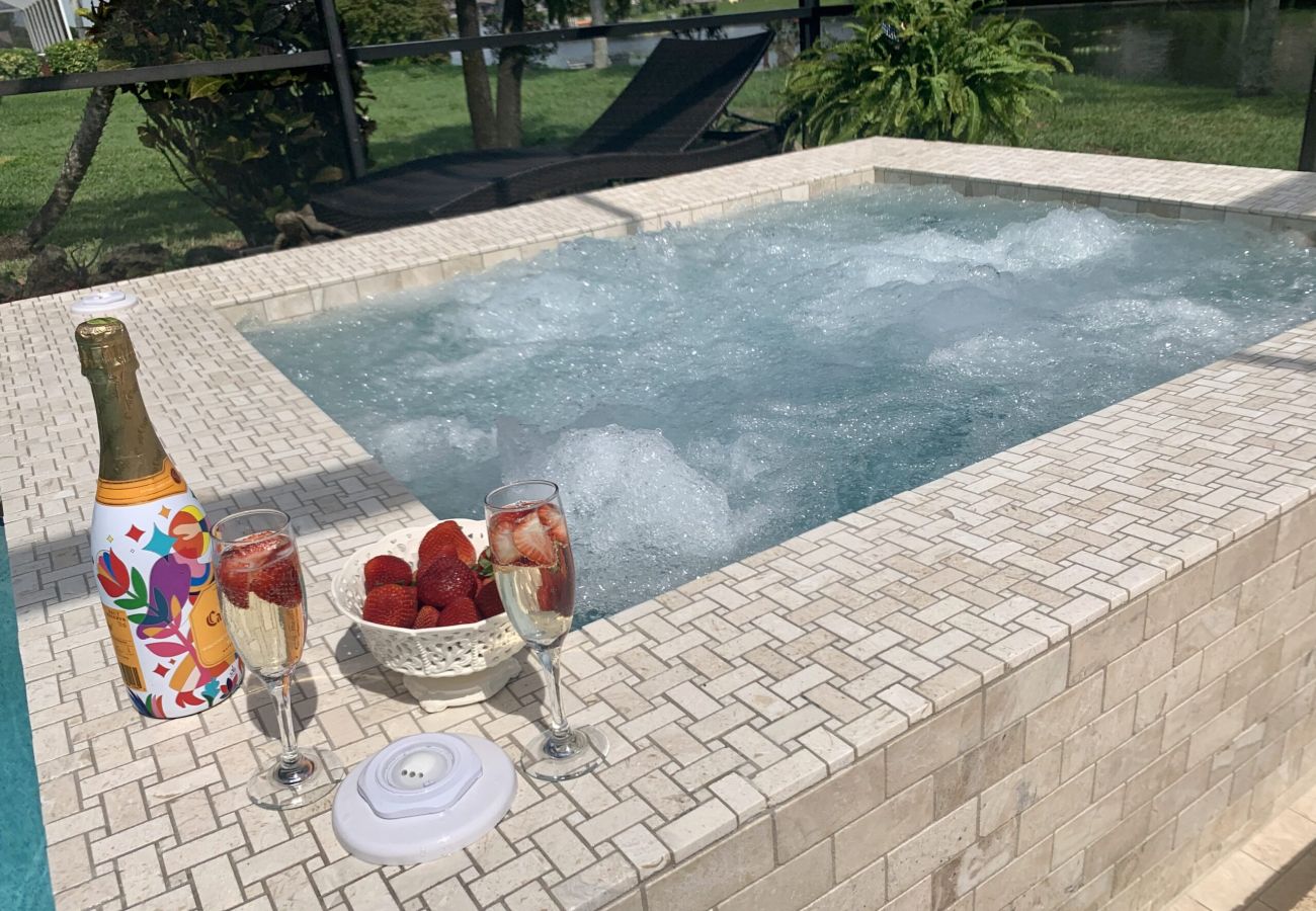 House in Cape Coral - Villa Endless Love